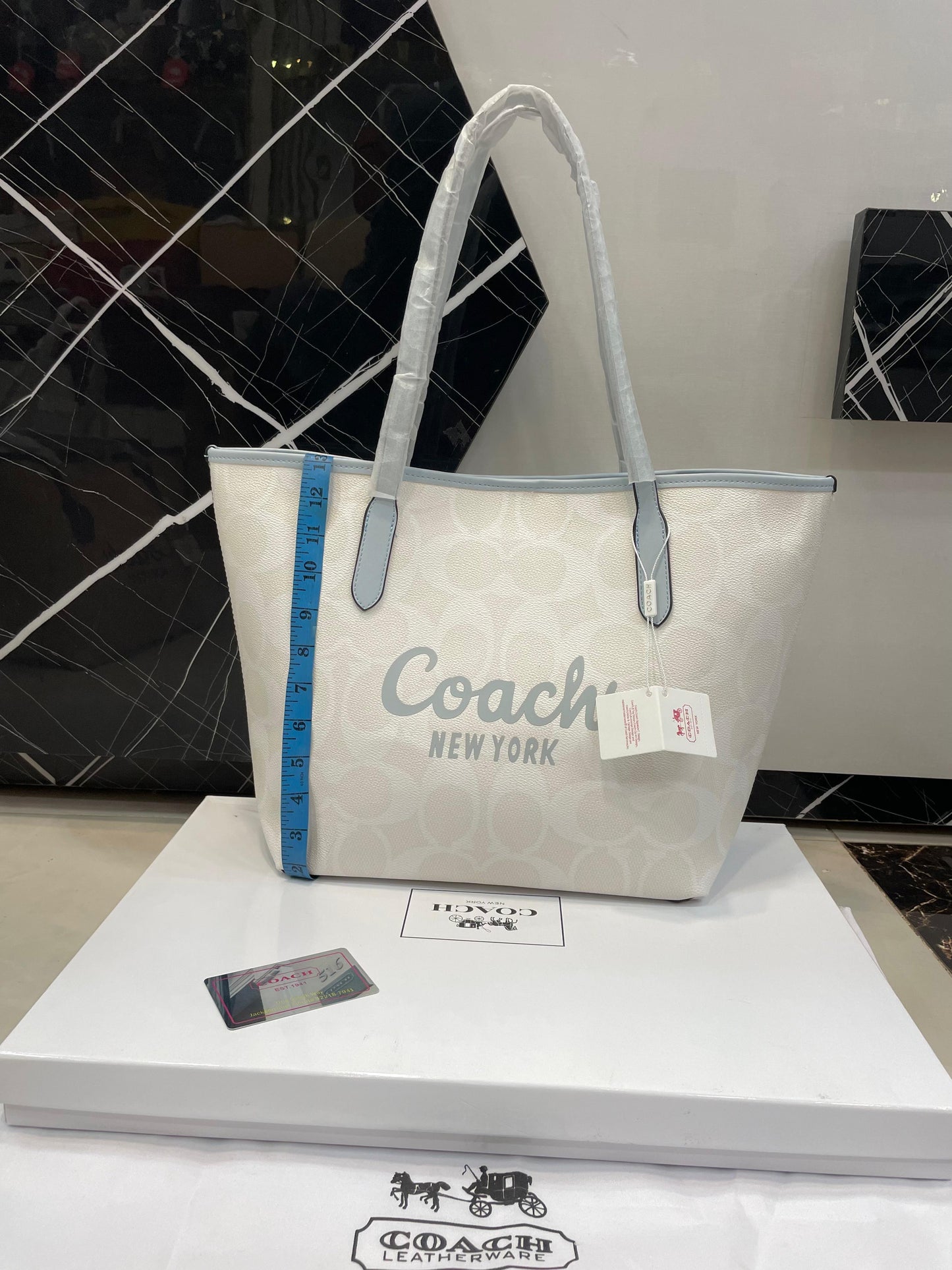 C famous brand bag ( 3 colors)