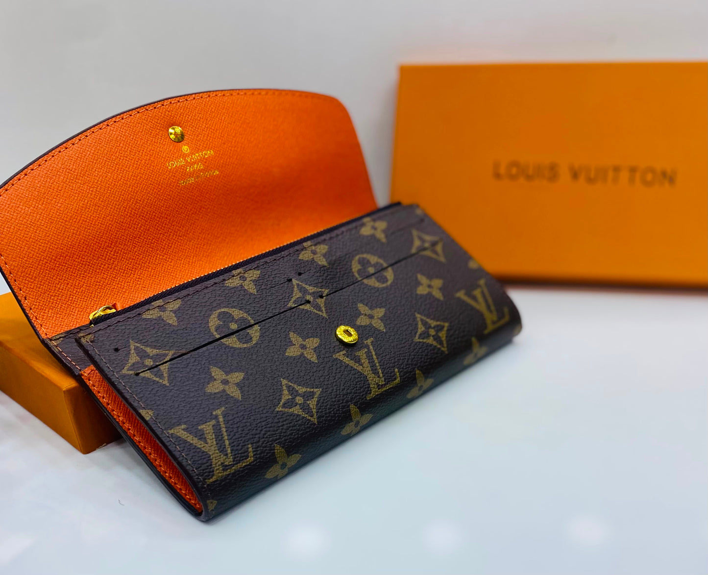 LV famous brand wallet ( 8 colors )