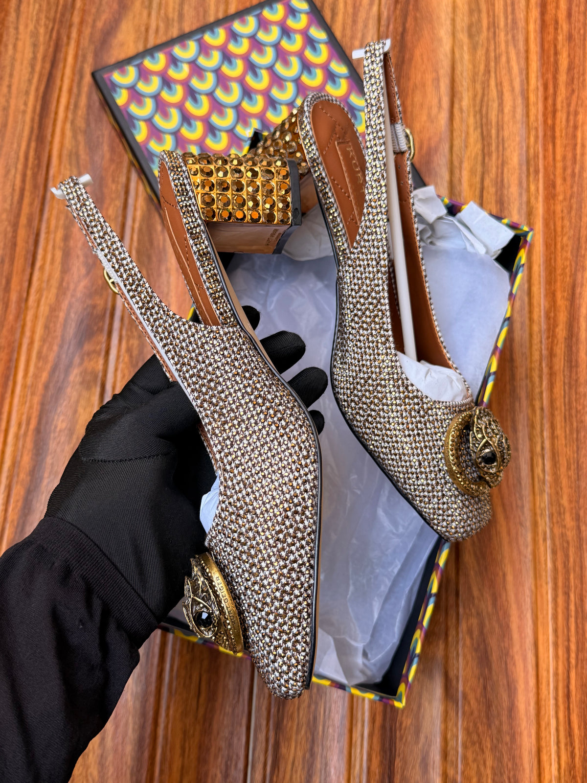 K famous brand pumps/heel