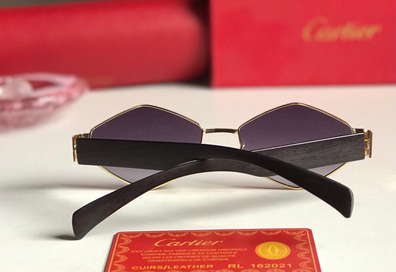 Famous brand sunglasses ( 3 shades )