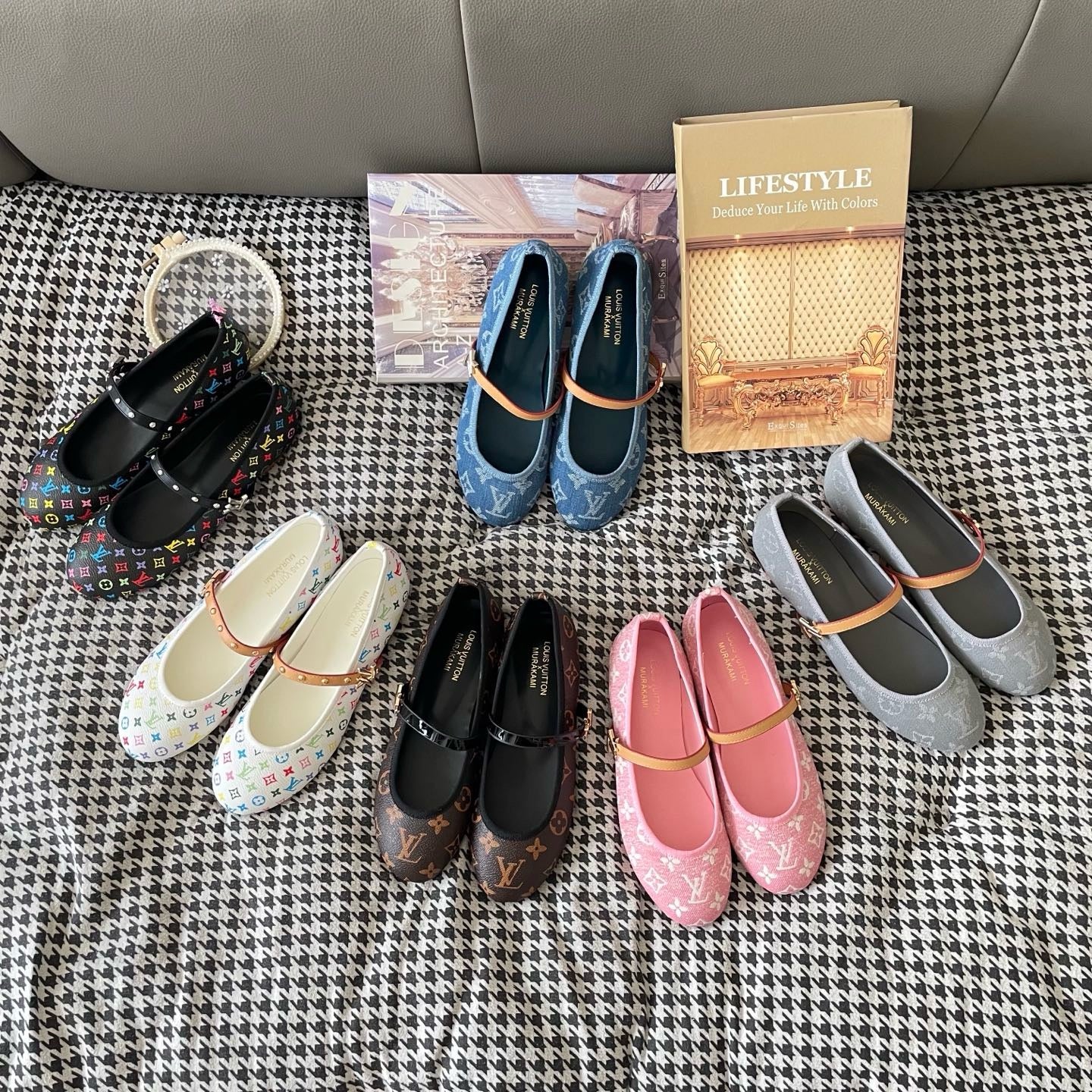 LV shoes ( Pre order )