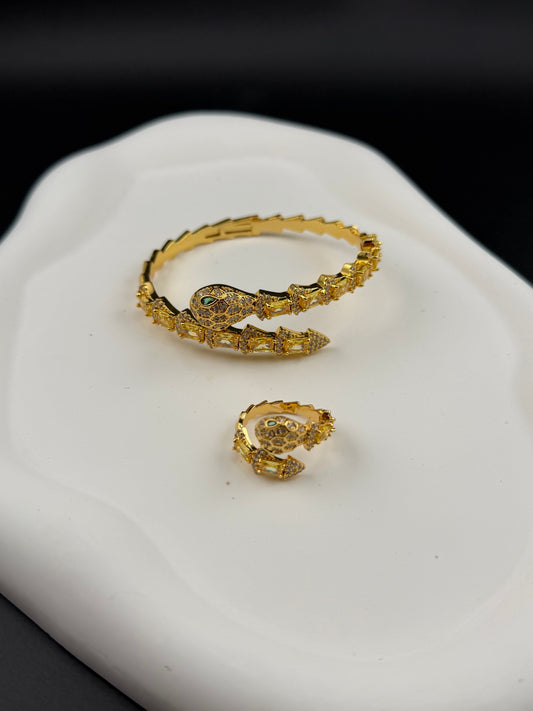 B famous brand bangle with ring