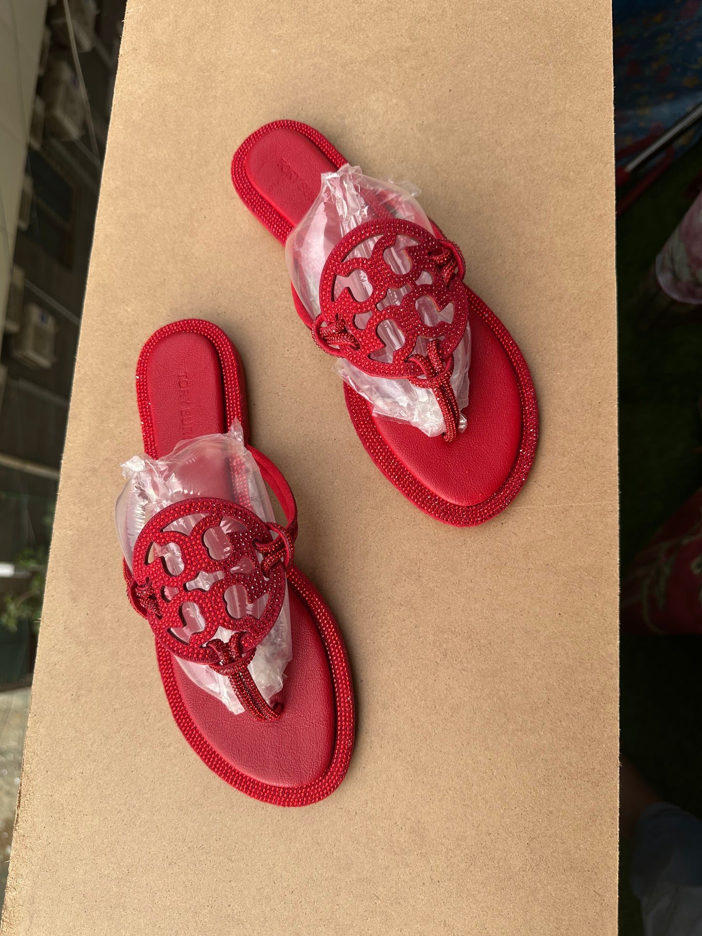 TB Famous brand slipper