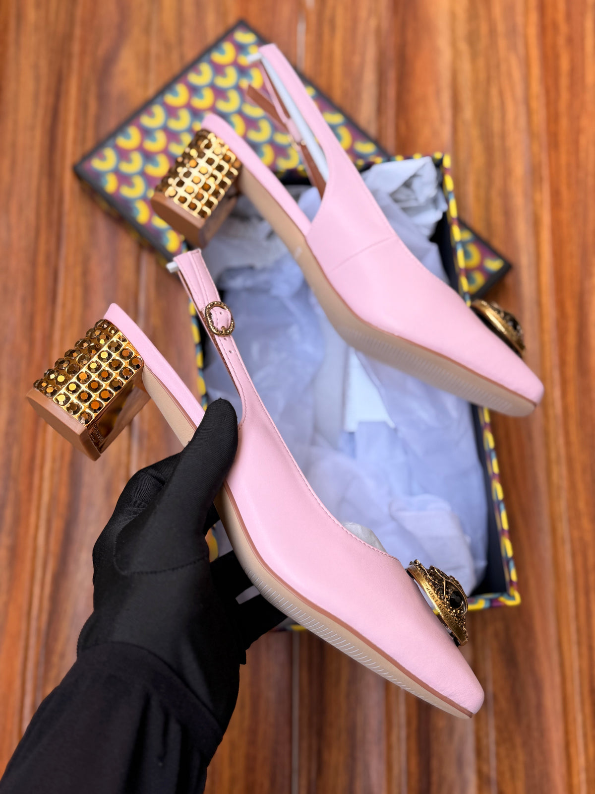 K famous brand pumps/heel