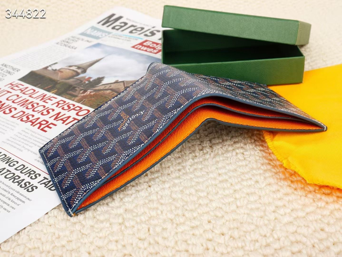 Wallet famous brand G