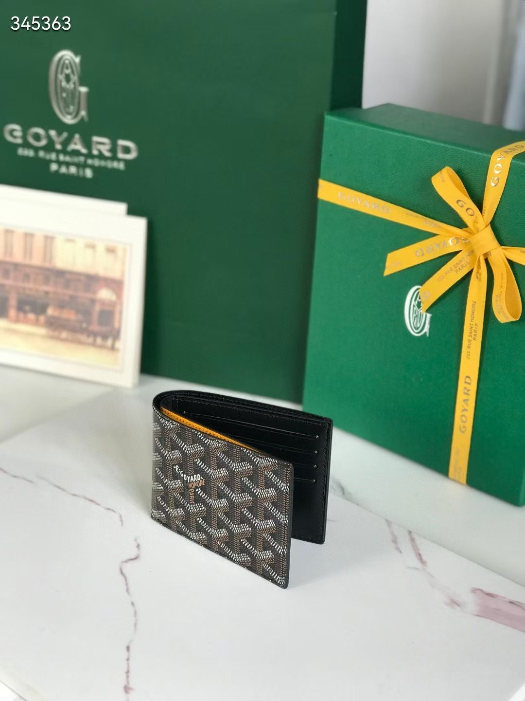 Wallet famous brand G