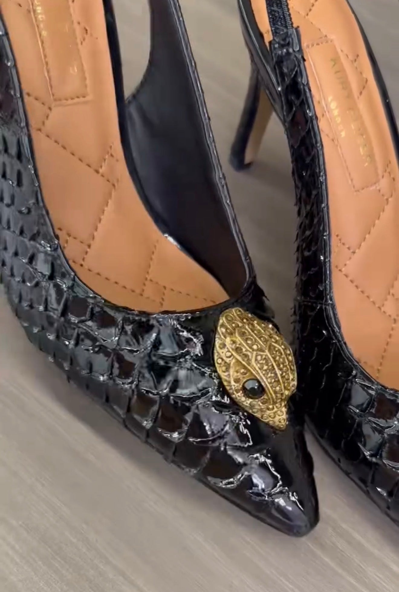 K famous brand heel ( pre order )