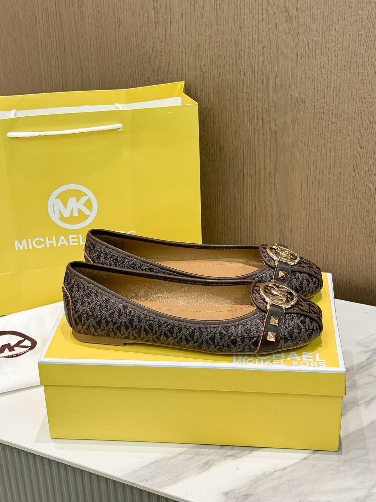 M K pumps ( 3 colors )