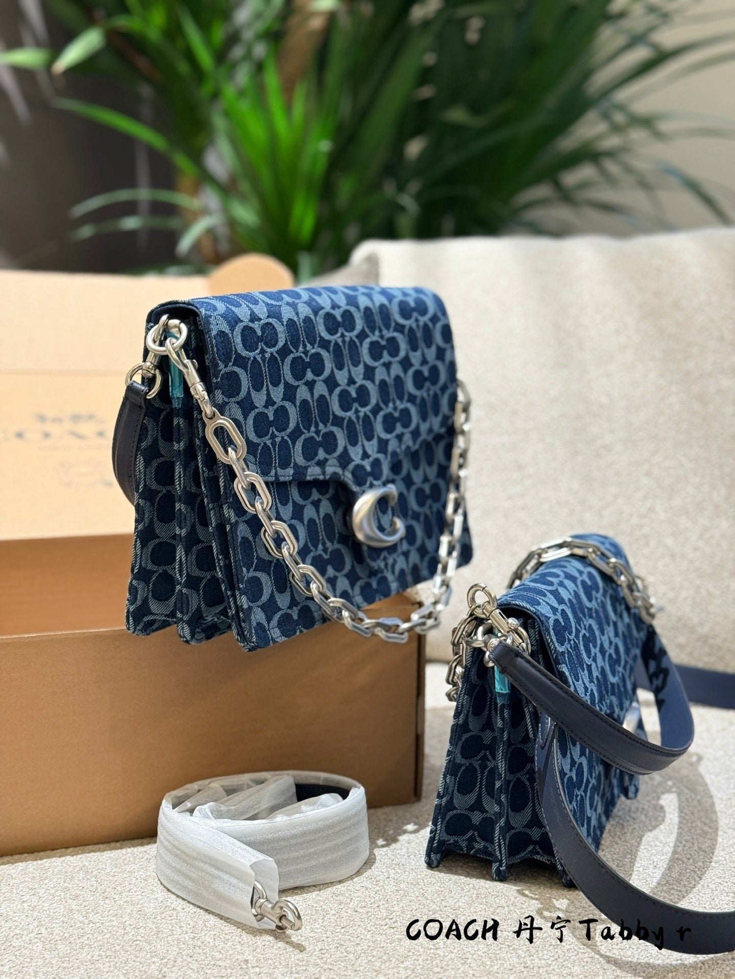 Coach new denim tabby original ( Pre order ) 2 sizes