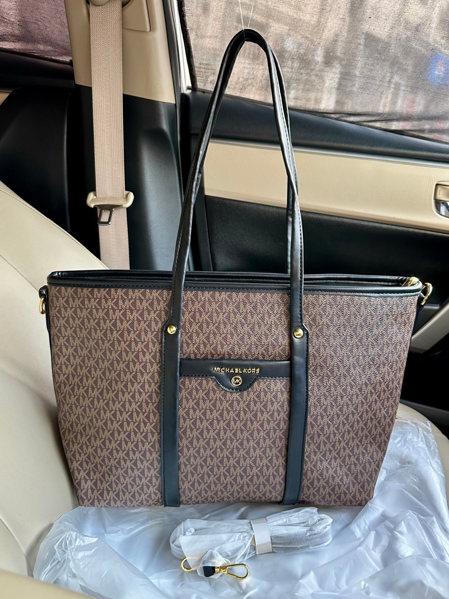 Michael Kors MK ( SALE )