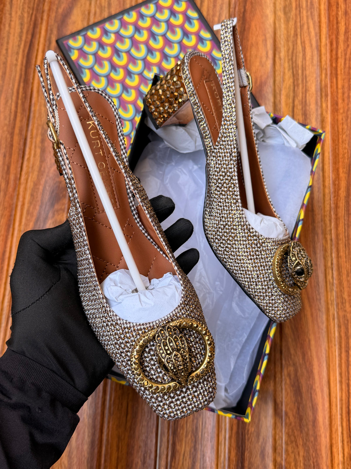 K famous brand pumps/heel