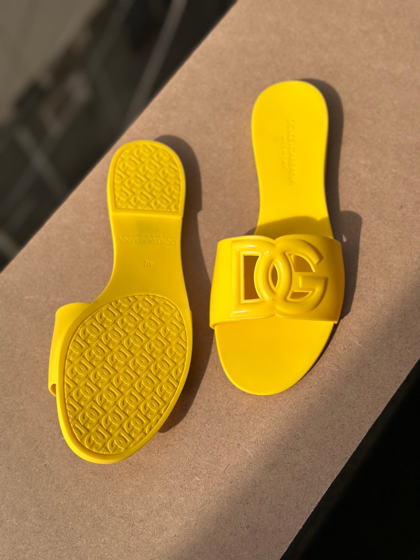 D&G yellow color slipper