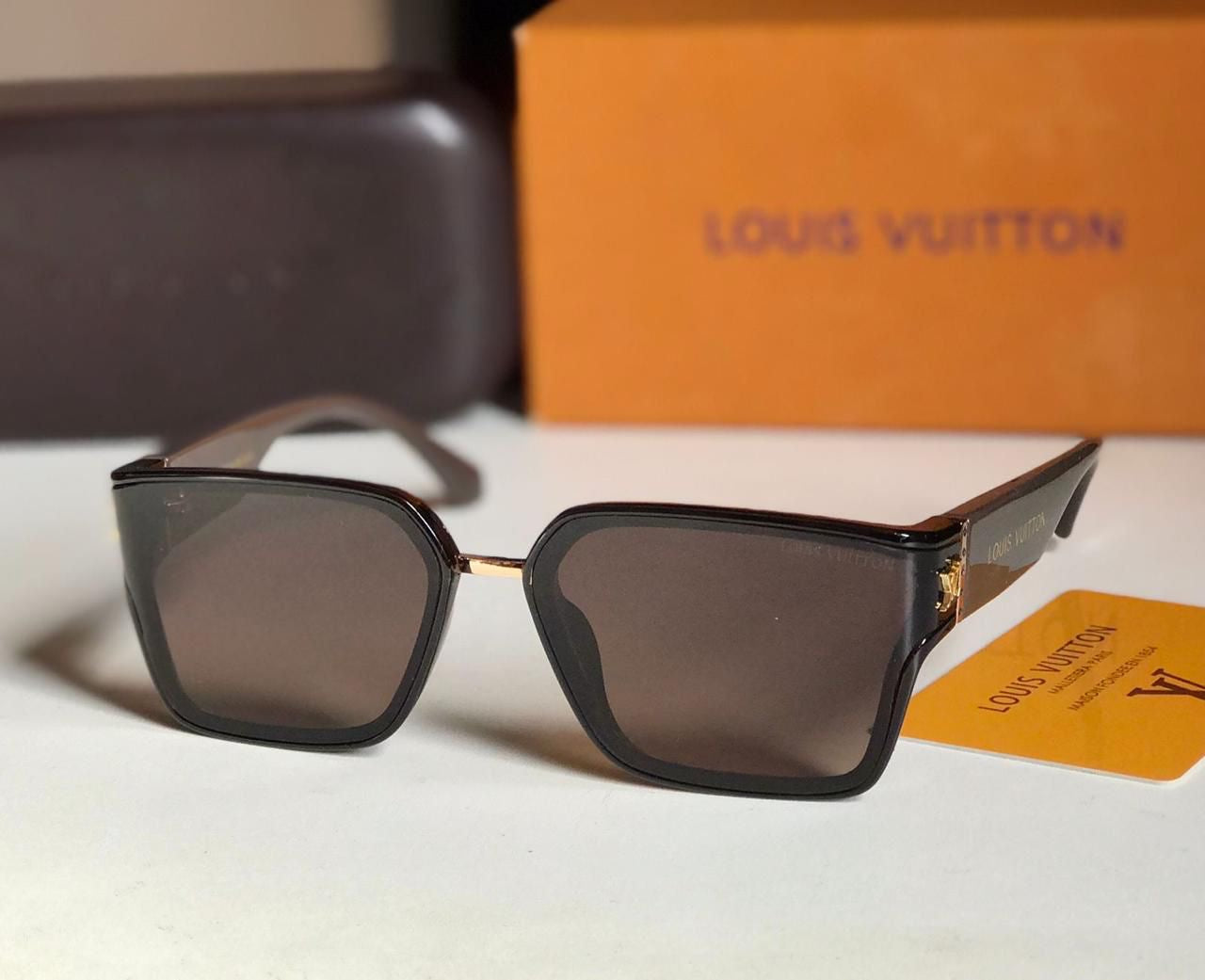 Famous brand sunglasses ( 2 shades )