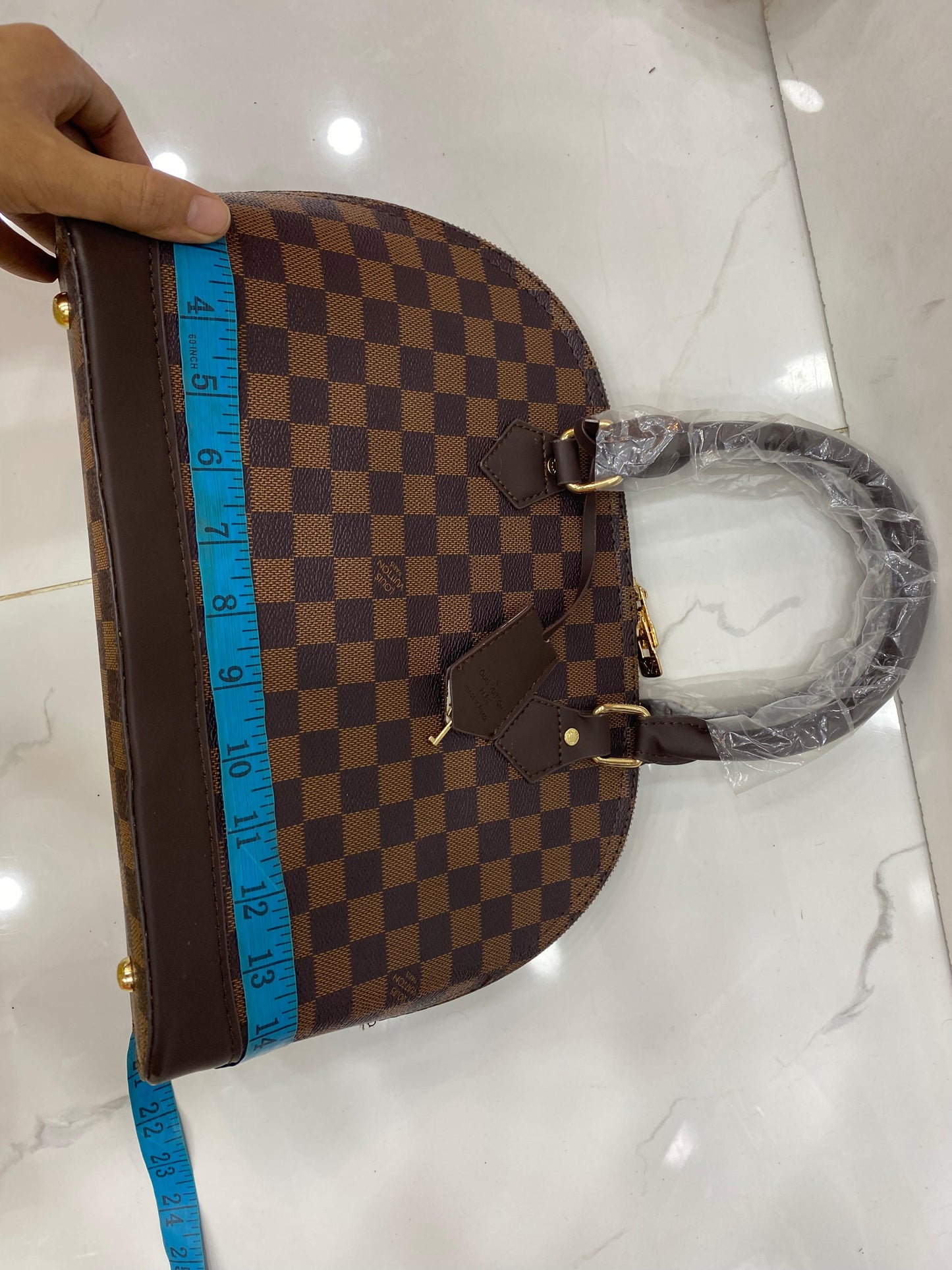 Louis Vuitton Alma LV