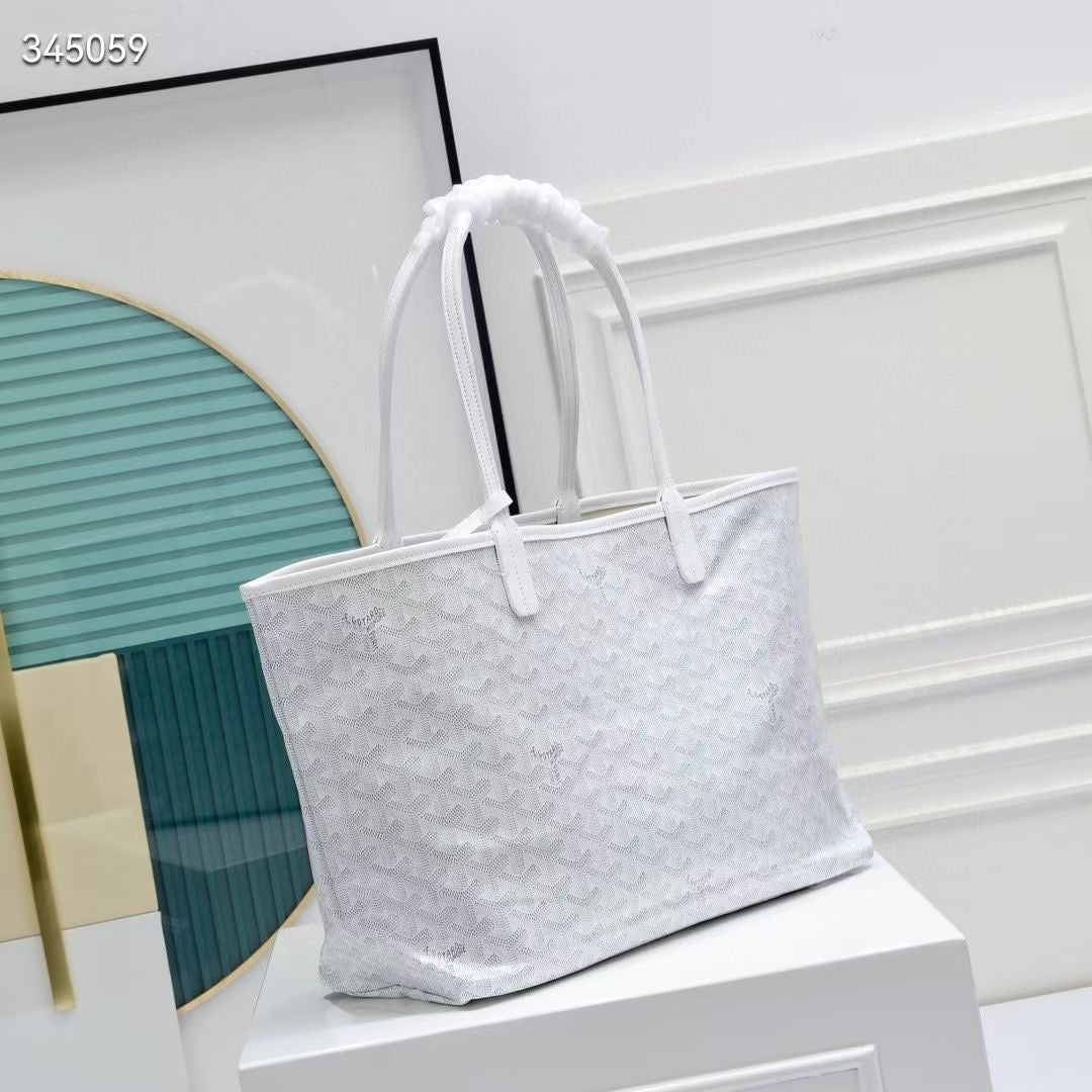 G brand bag famous brand ( Pre order )