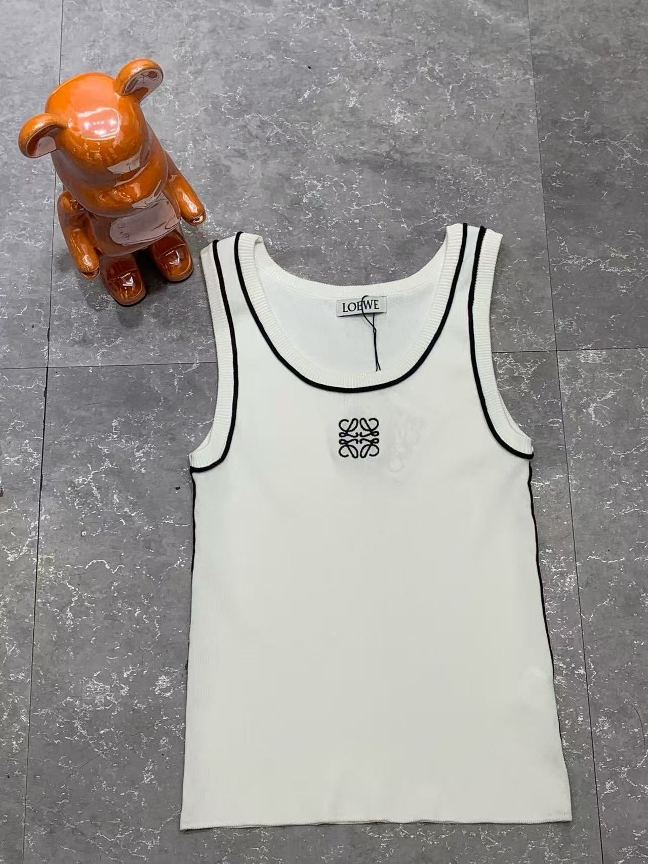 L O E W E famous brand tank top ( 3 colors )