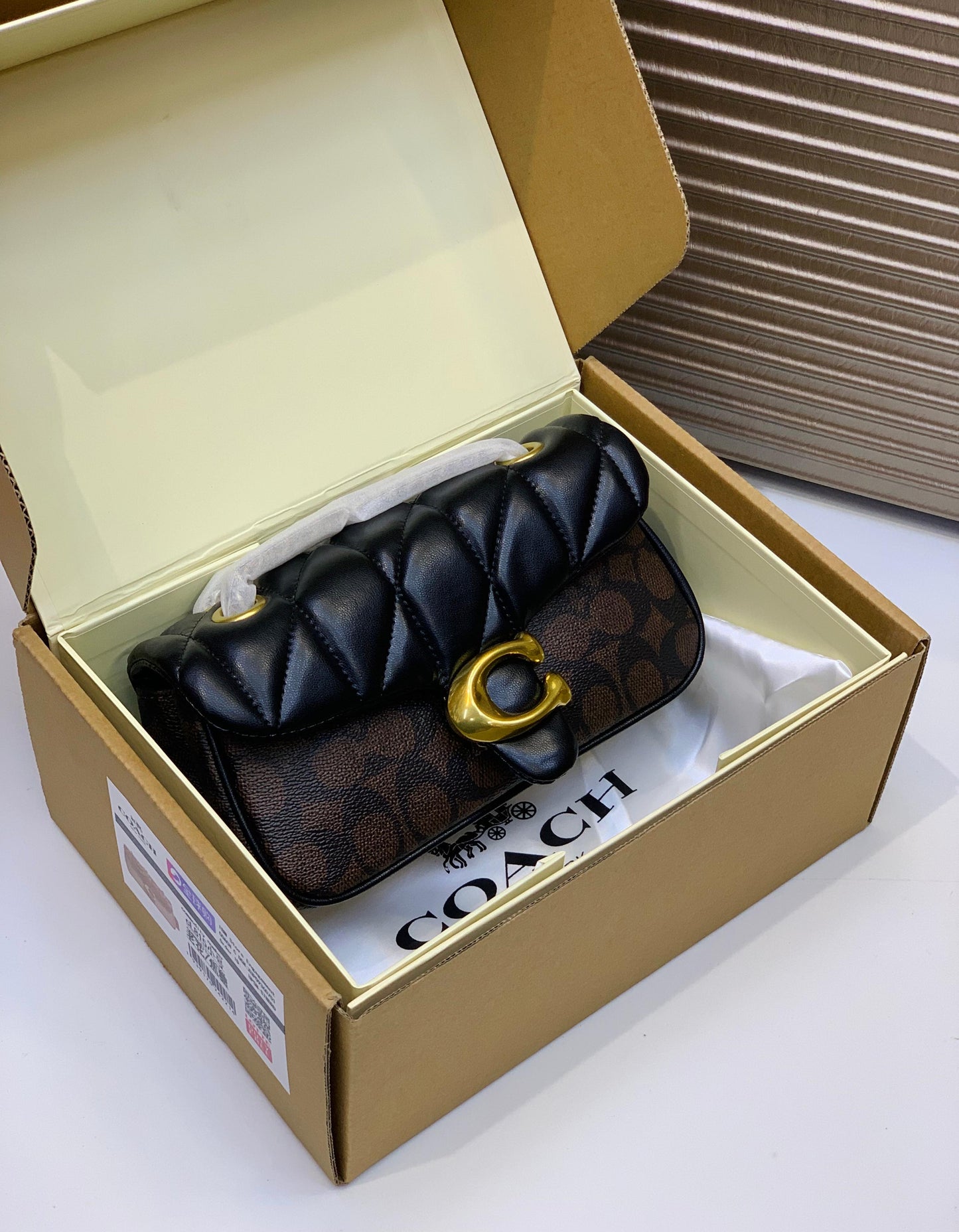 C bag famous brand  ( 2 colors )