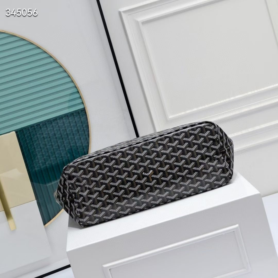 G brand bag famous brand ( Pre order )