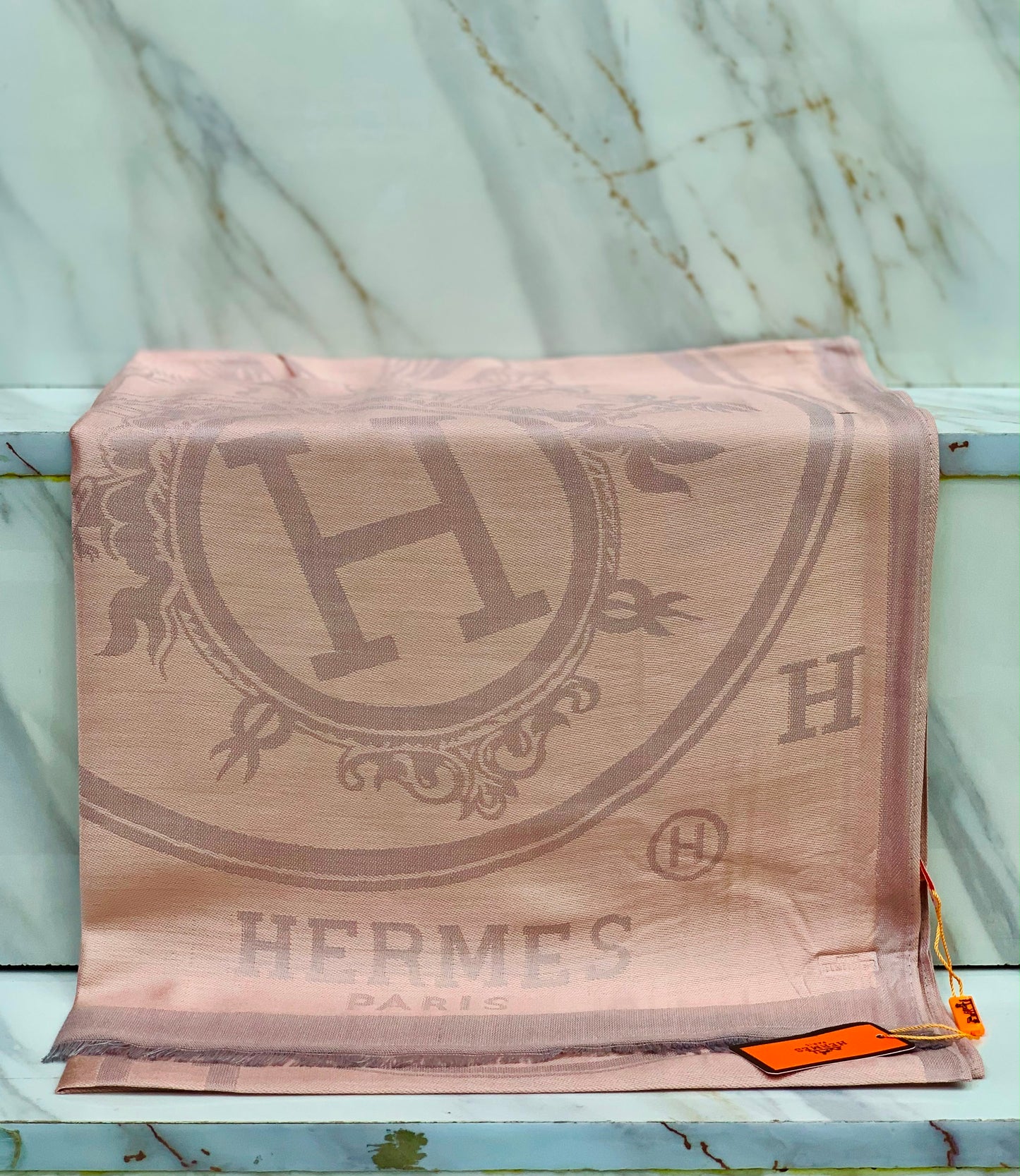 H famous brand scarves/stole/shawl ( 14 colors )