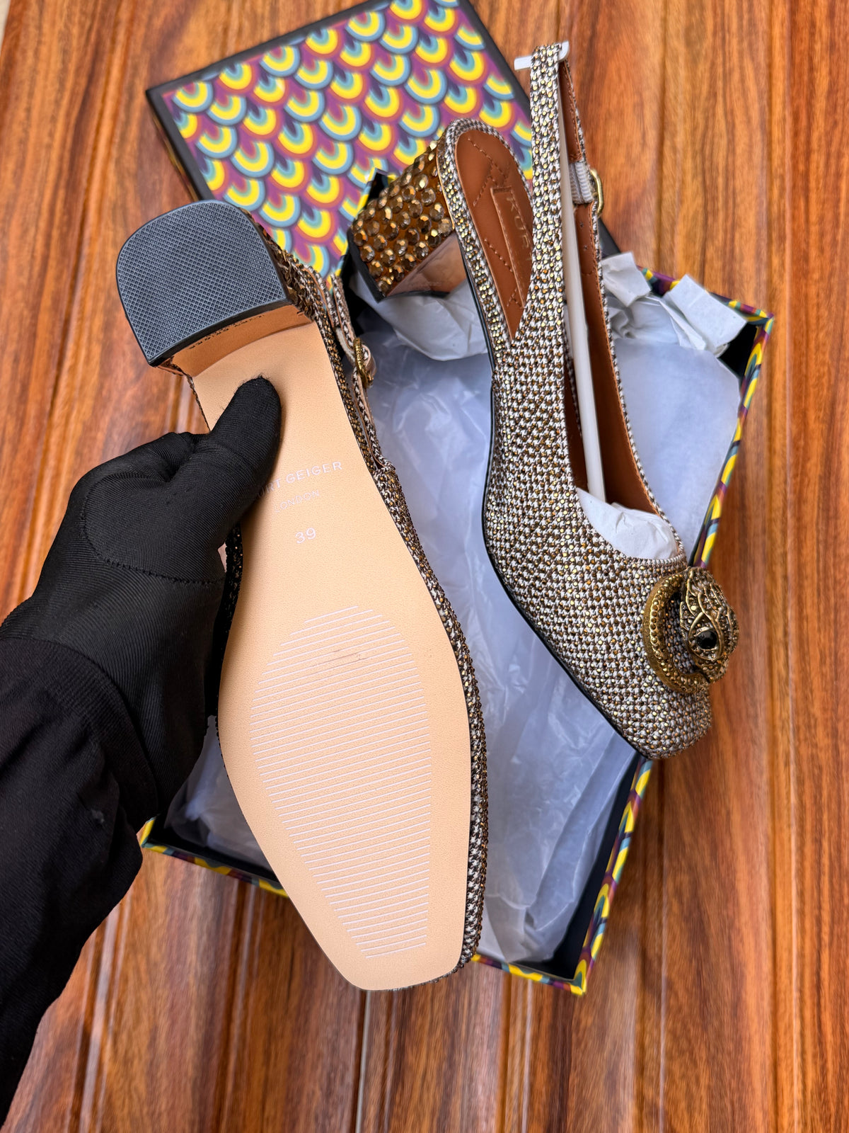 K famous brand pumps/heel