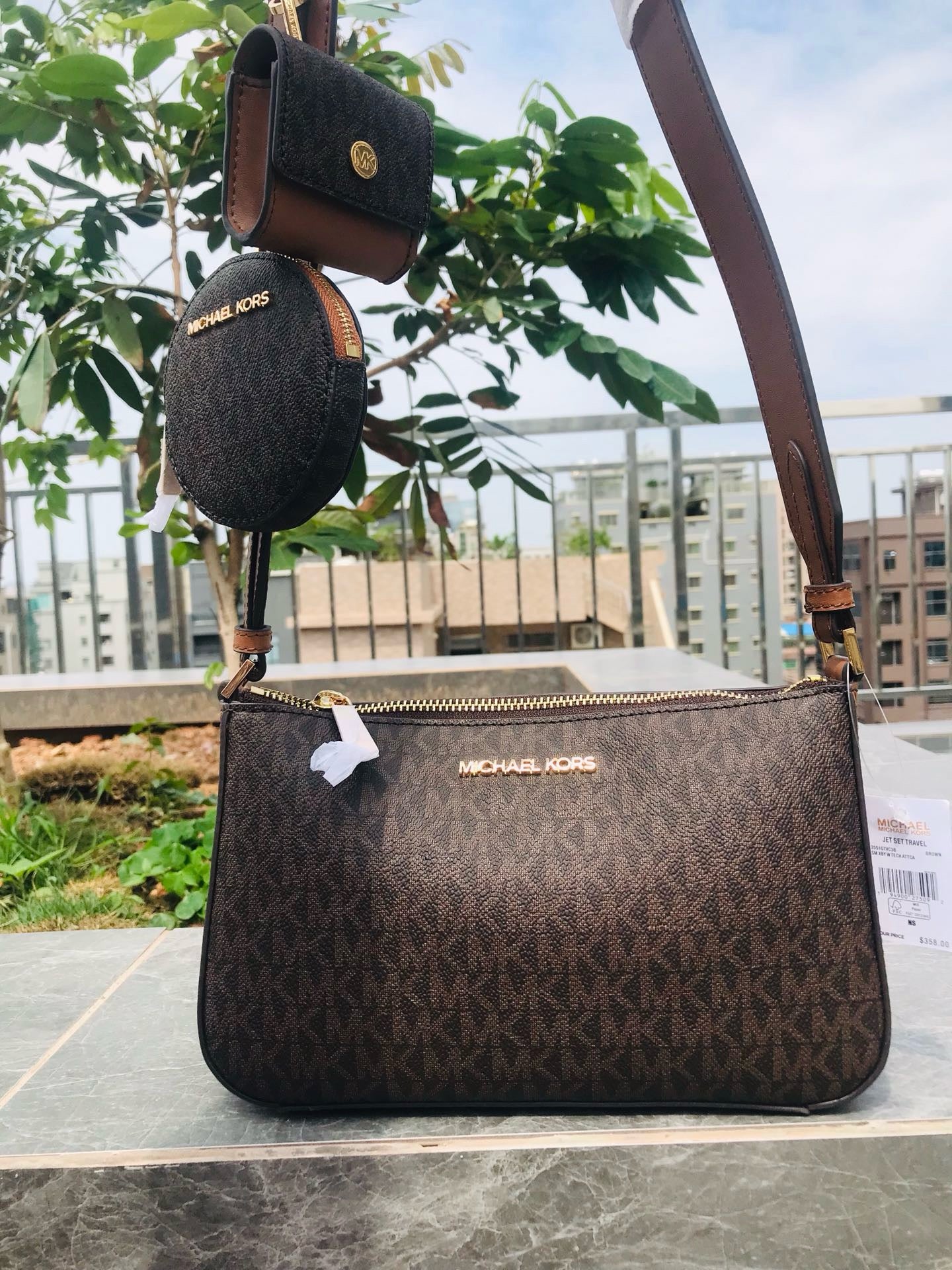 MK three-in-one bag  ( Pre order )