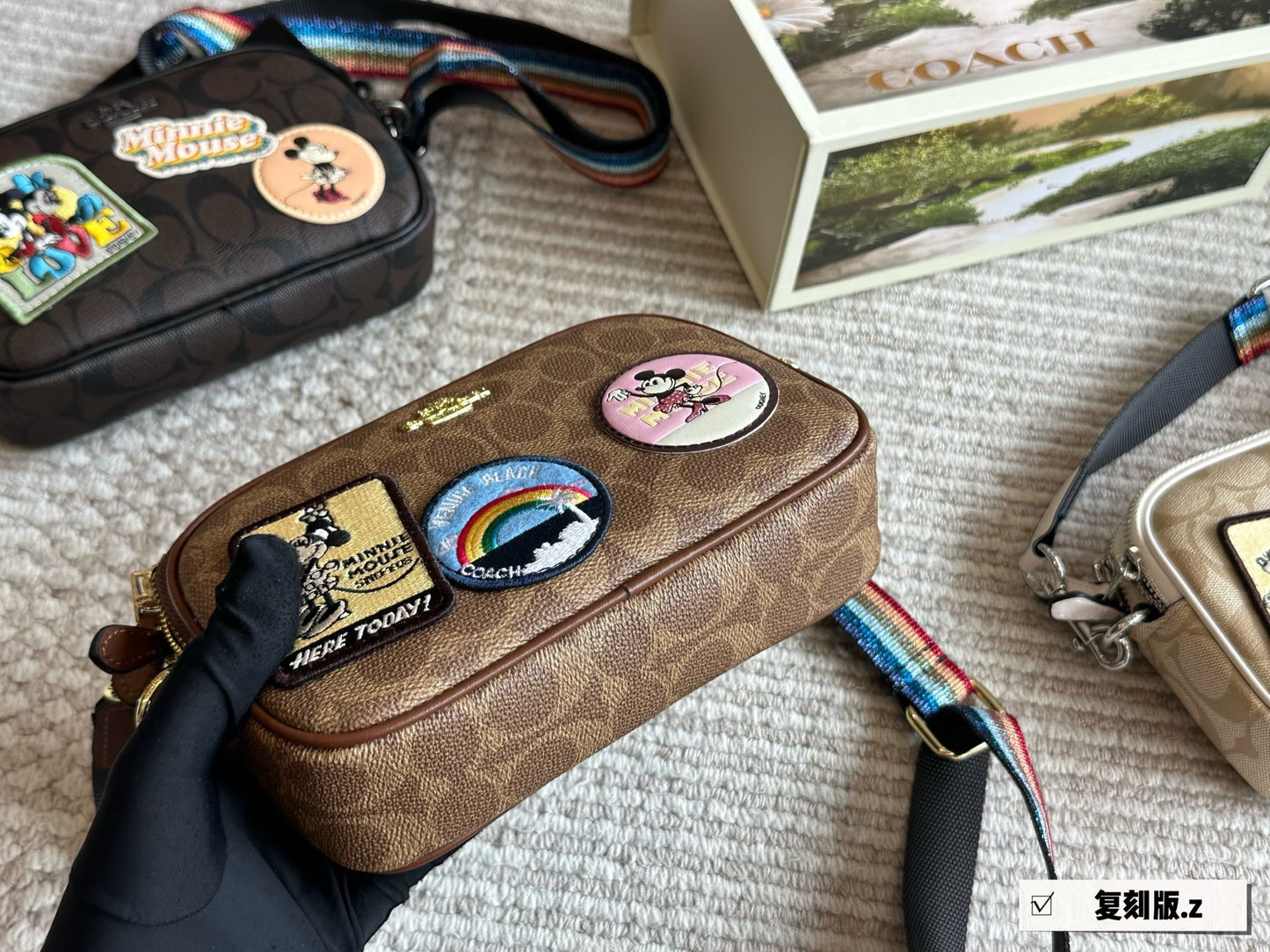 Coach cross body ( 3 colors )