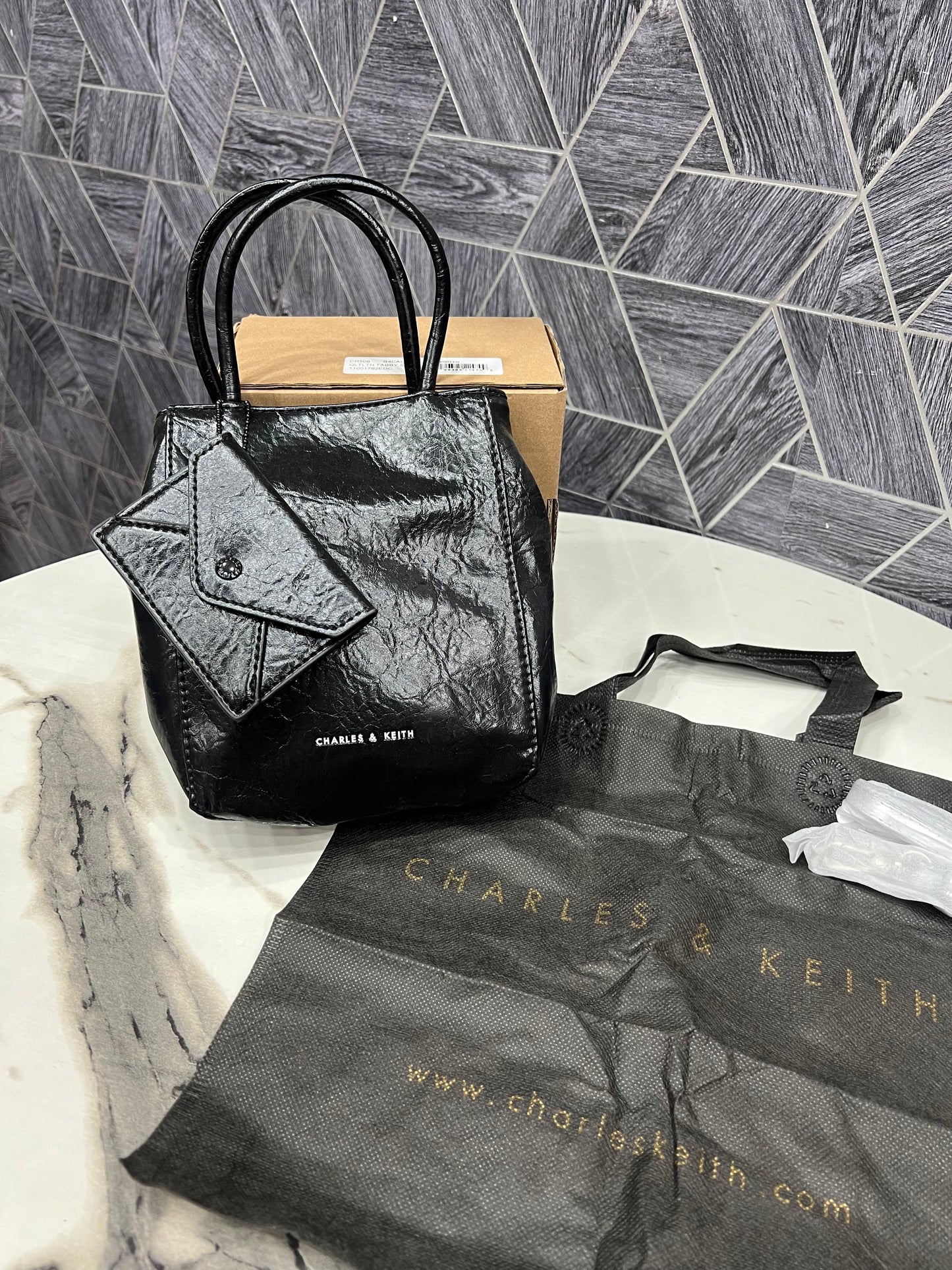 Charles & Keith bag ( 4 colors )