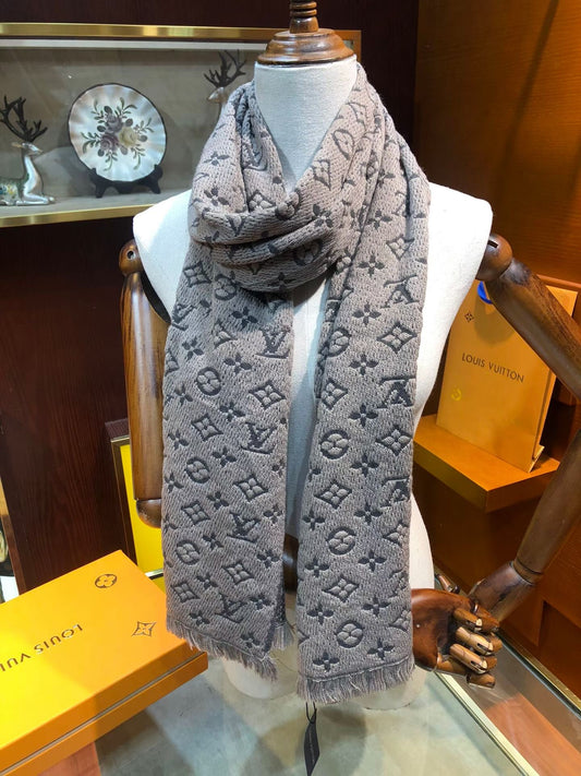LV scarf/muffler