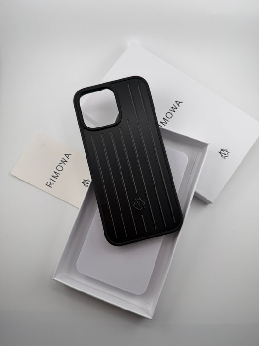 Rimowa iphone 11promax black color
