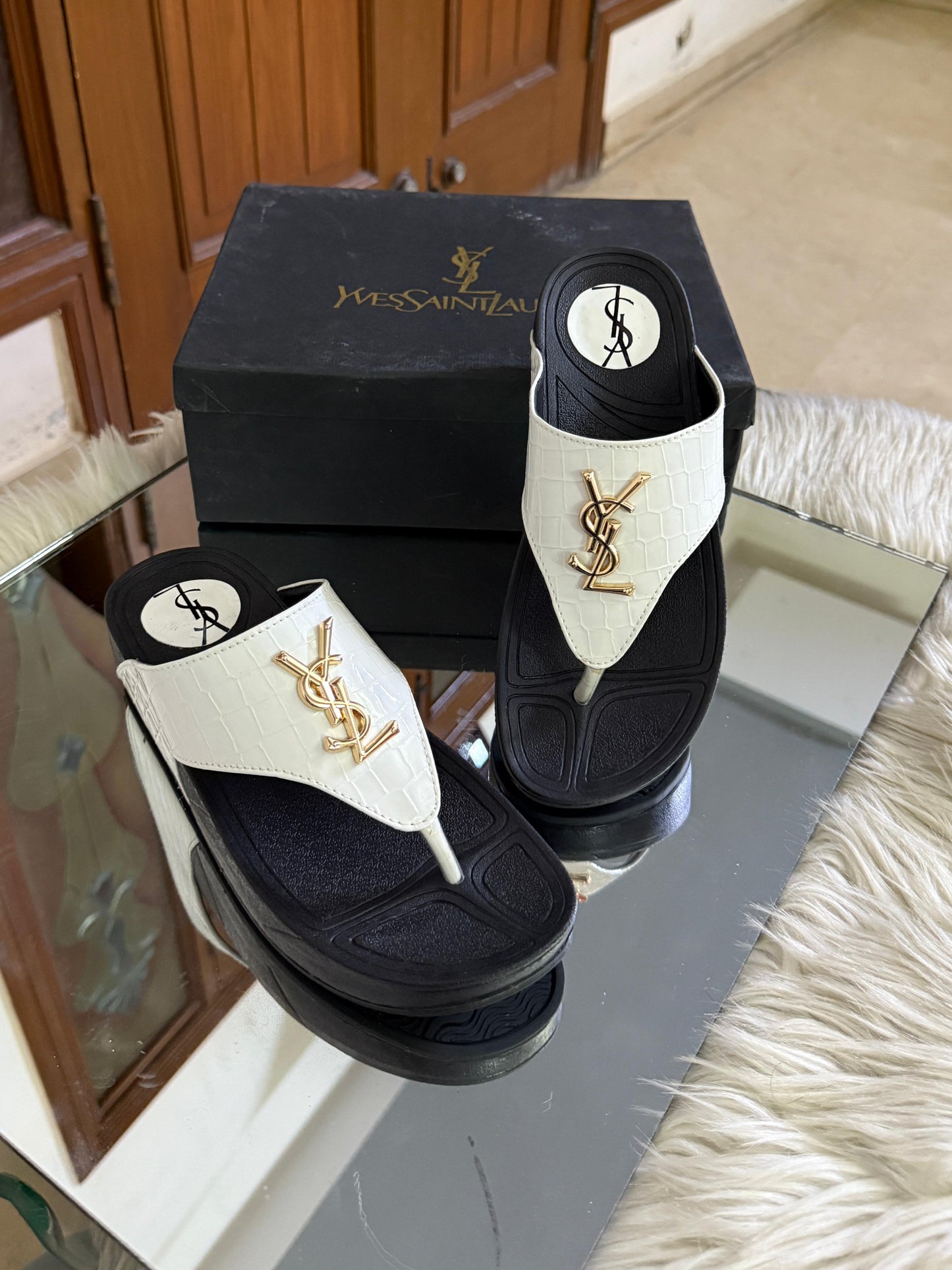 ysl slipper ( 2 colors )