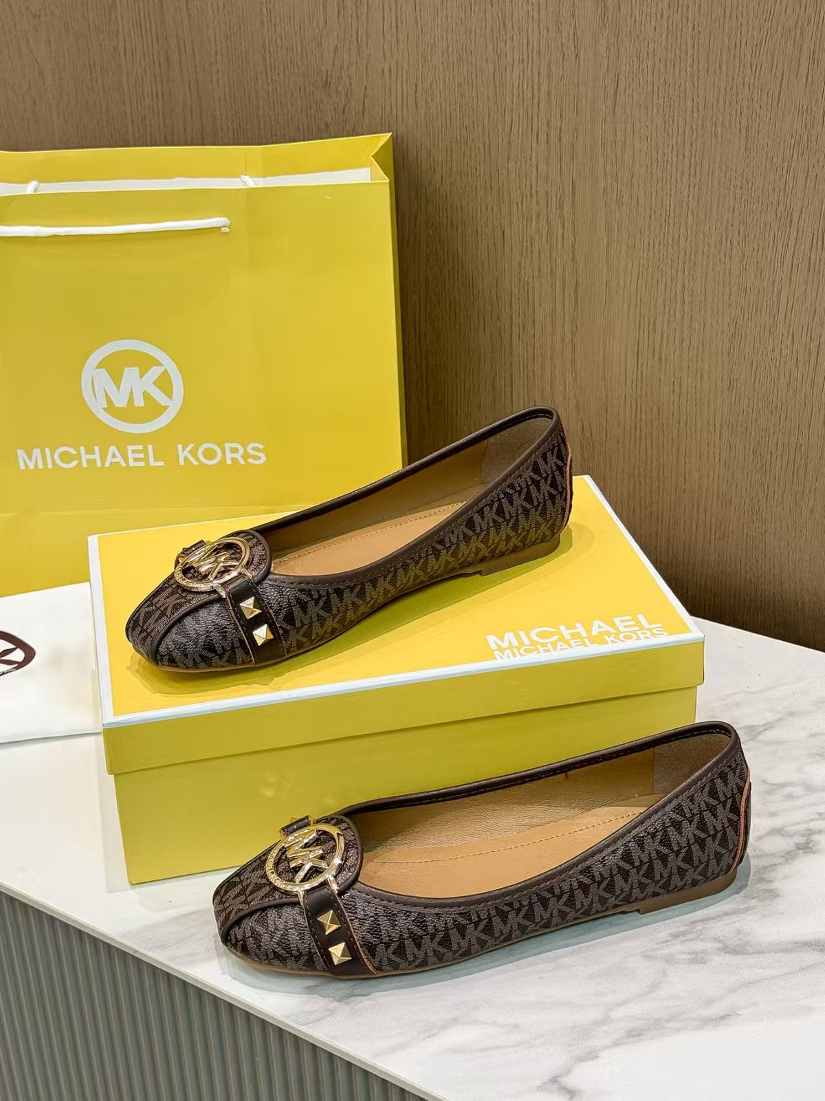 M K pumps ( 3 colors )