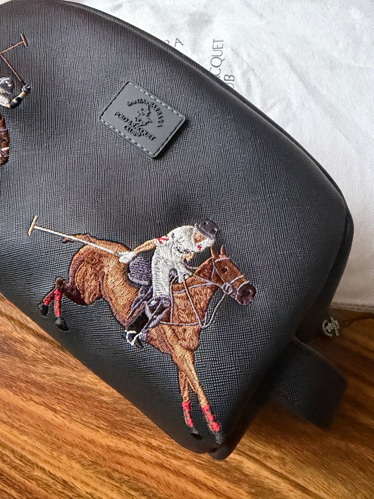 P famous brand bag/pouche