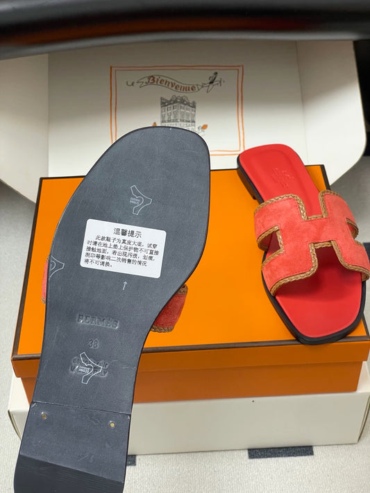 H oran famous brand sandal