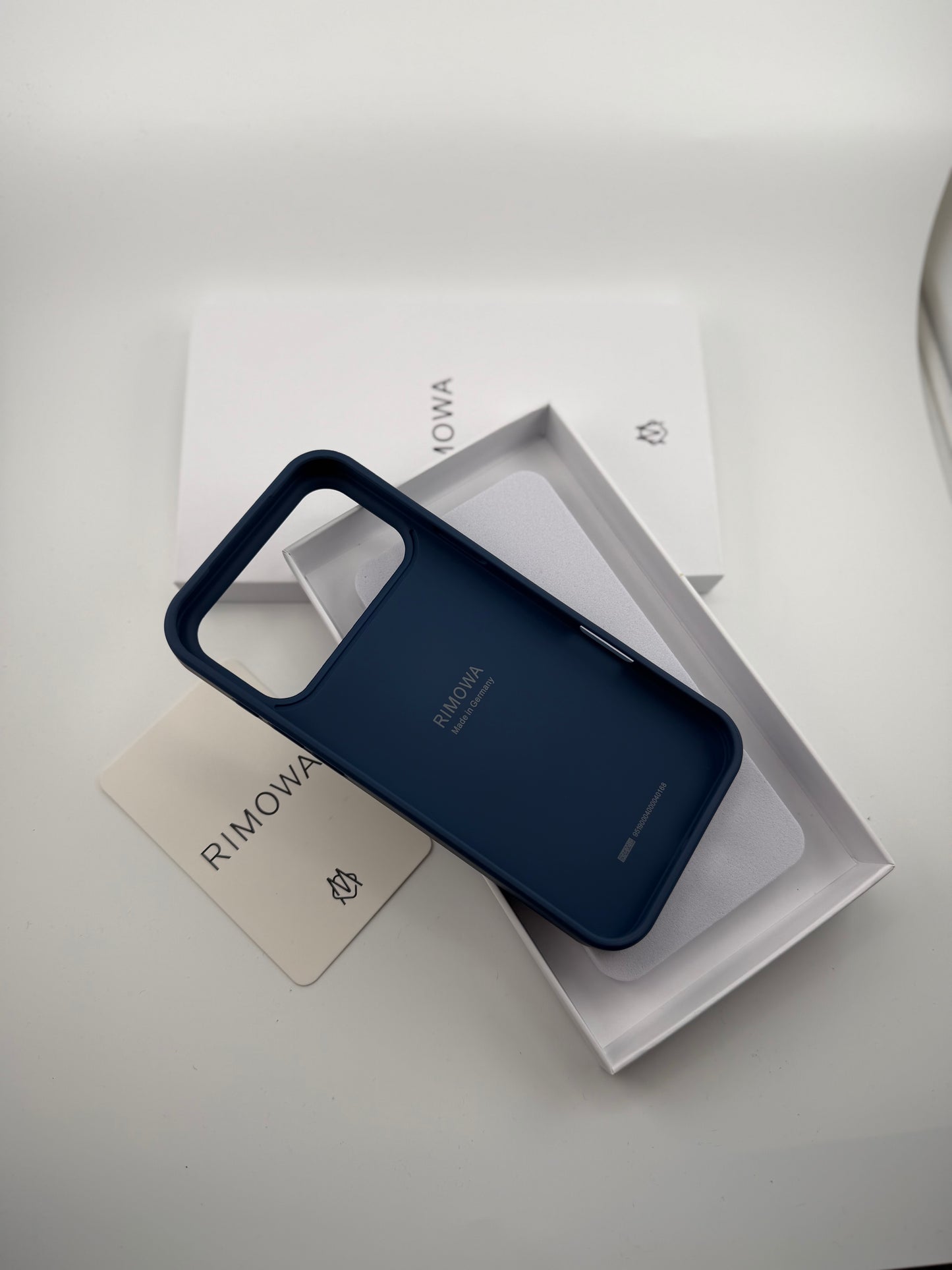 R famous brand iphone 17/17pro/17promax/17air back cover blue