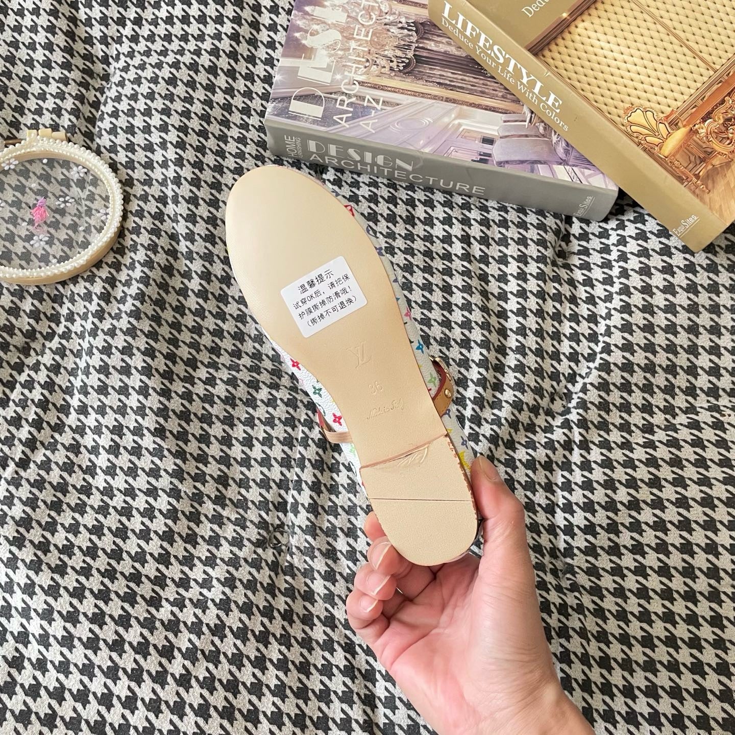 LV shoes ( Pre order )