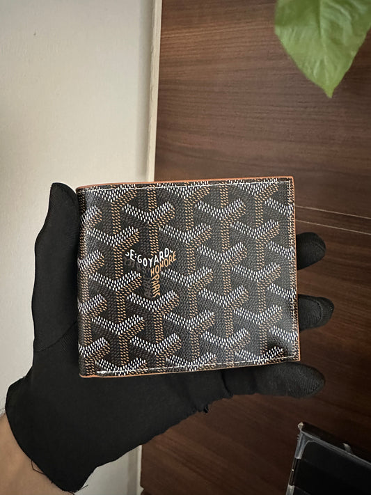 Wallet famous brand G