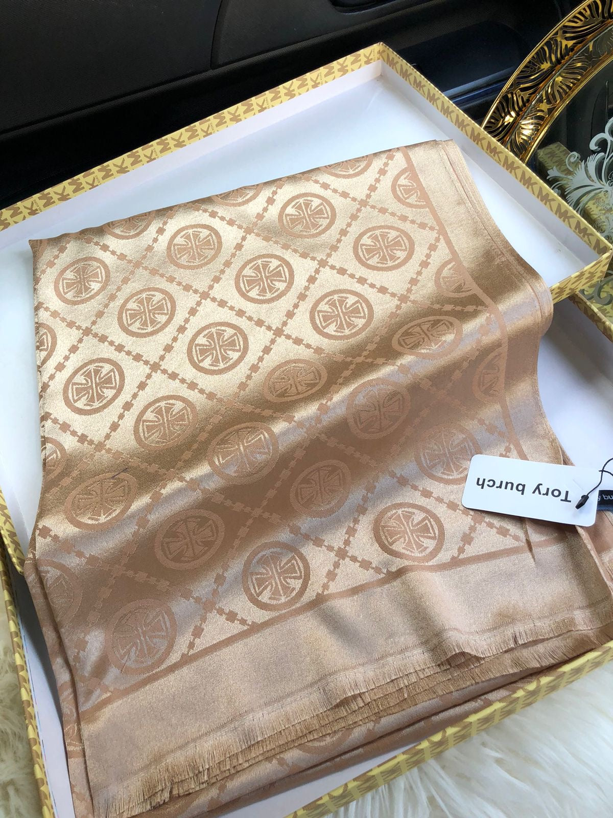 Tory burch scarves/stole ( 7 colors )