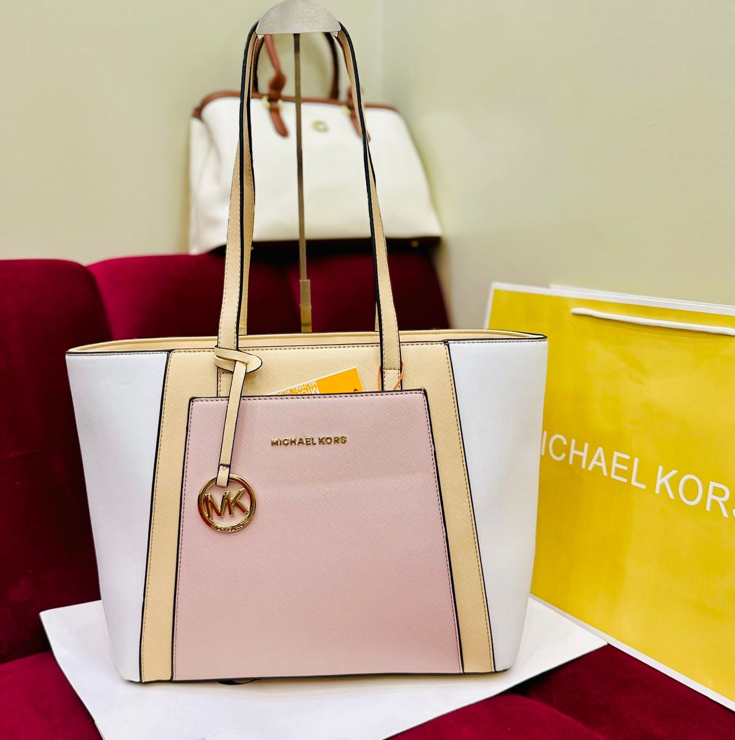 MK famous brand bag ( 4 colors)