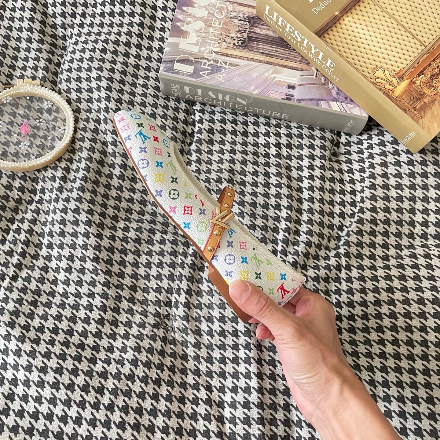 LV shoes ( Pre order )