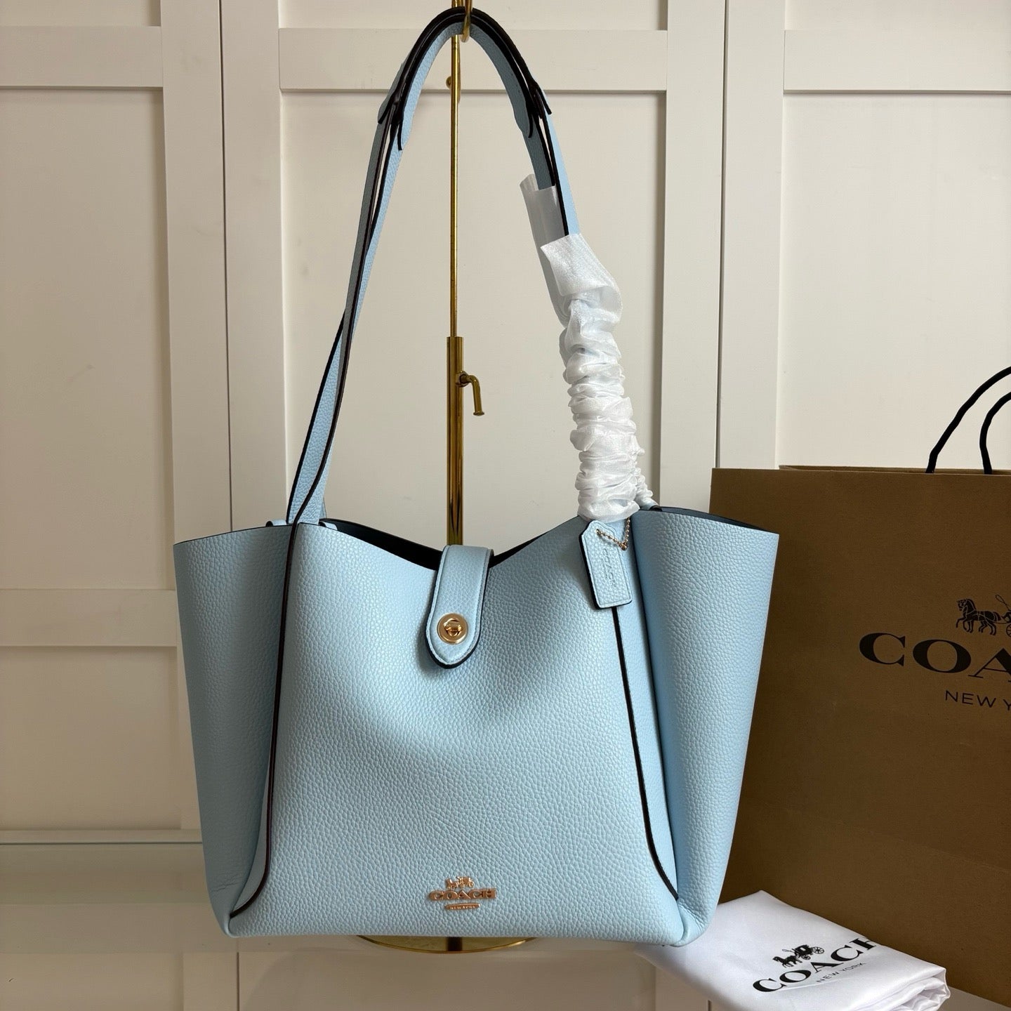 Coach tote bag ( Pre order )