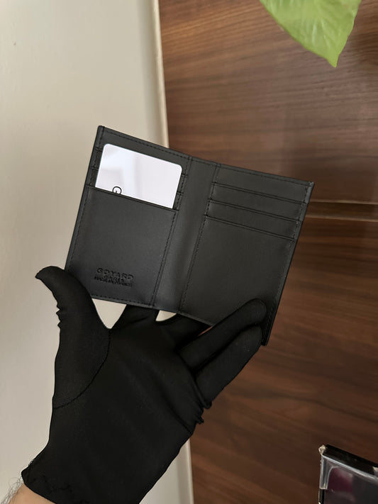 Wallet famous brand G