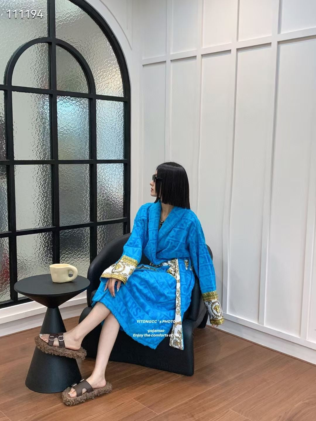 Bathrobe famous brand ( Pre order)