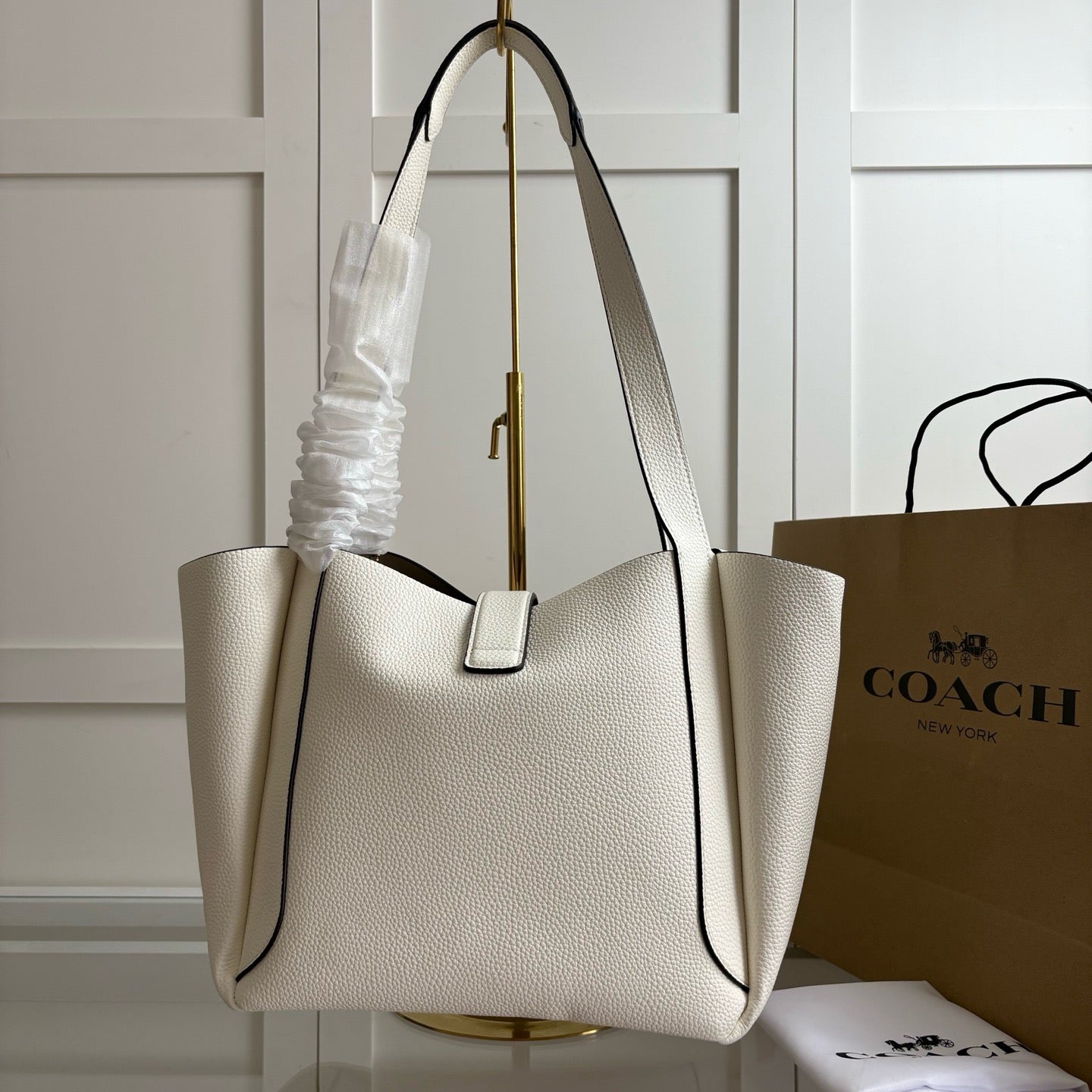 Coach tote bag ( Pre order )