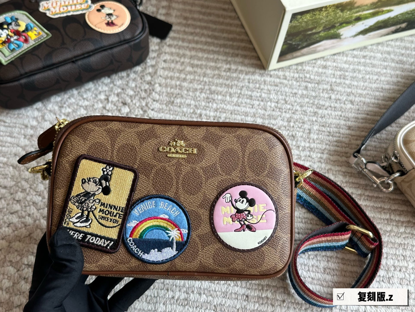 Coach cross body ( 3 colors )