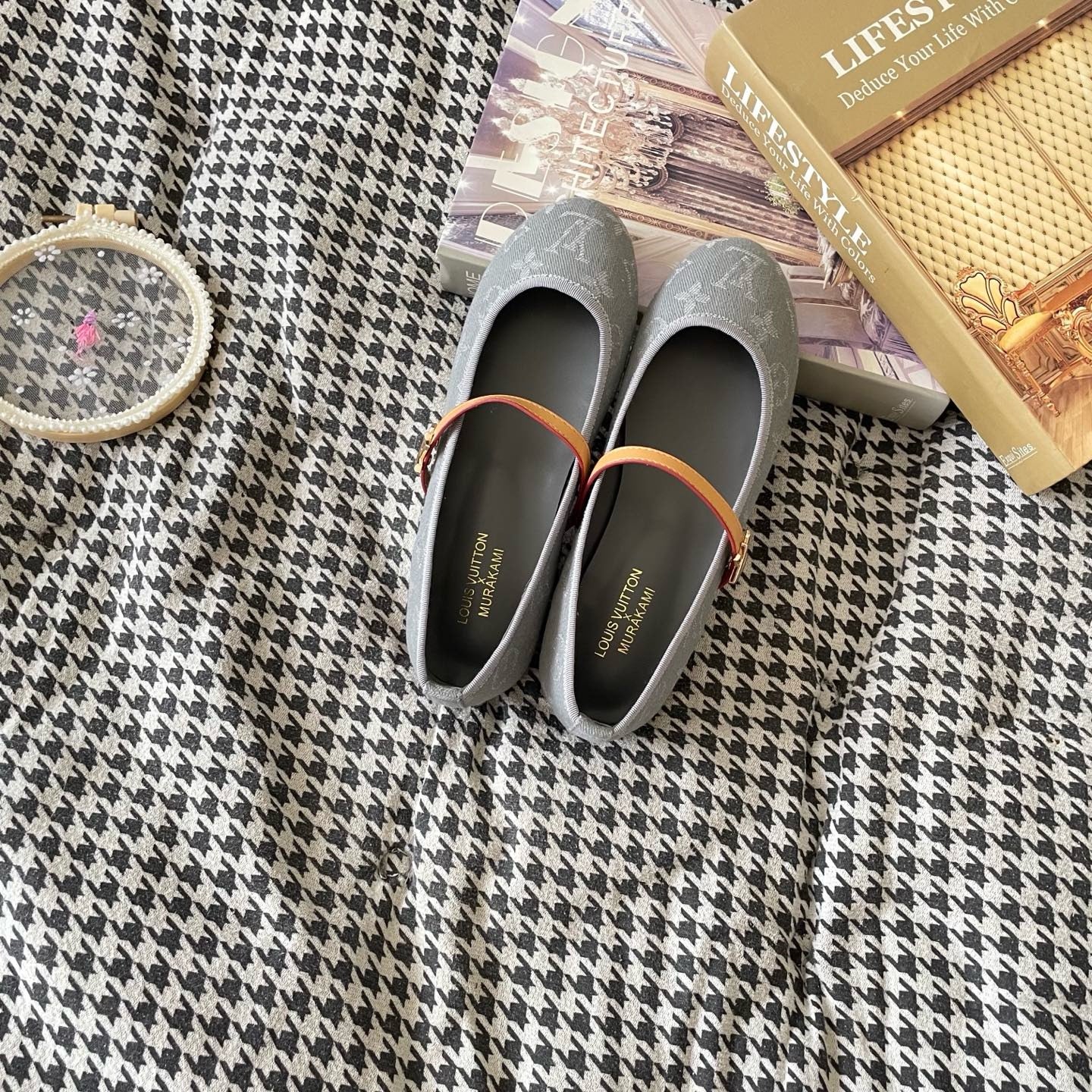 LV shoes ( Pre order )