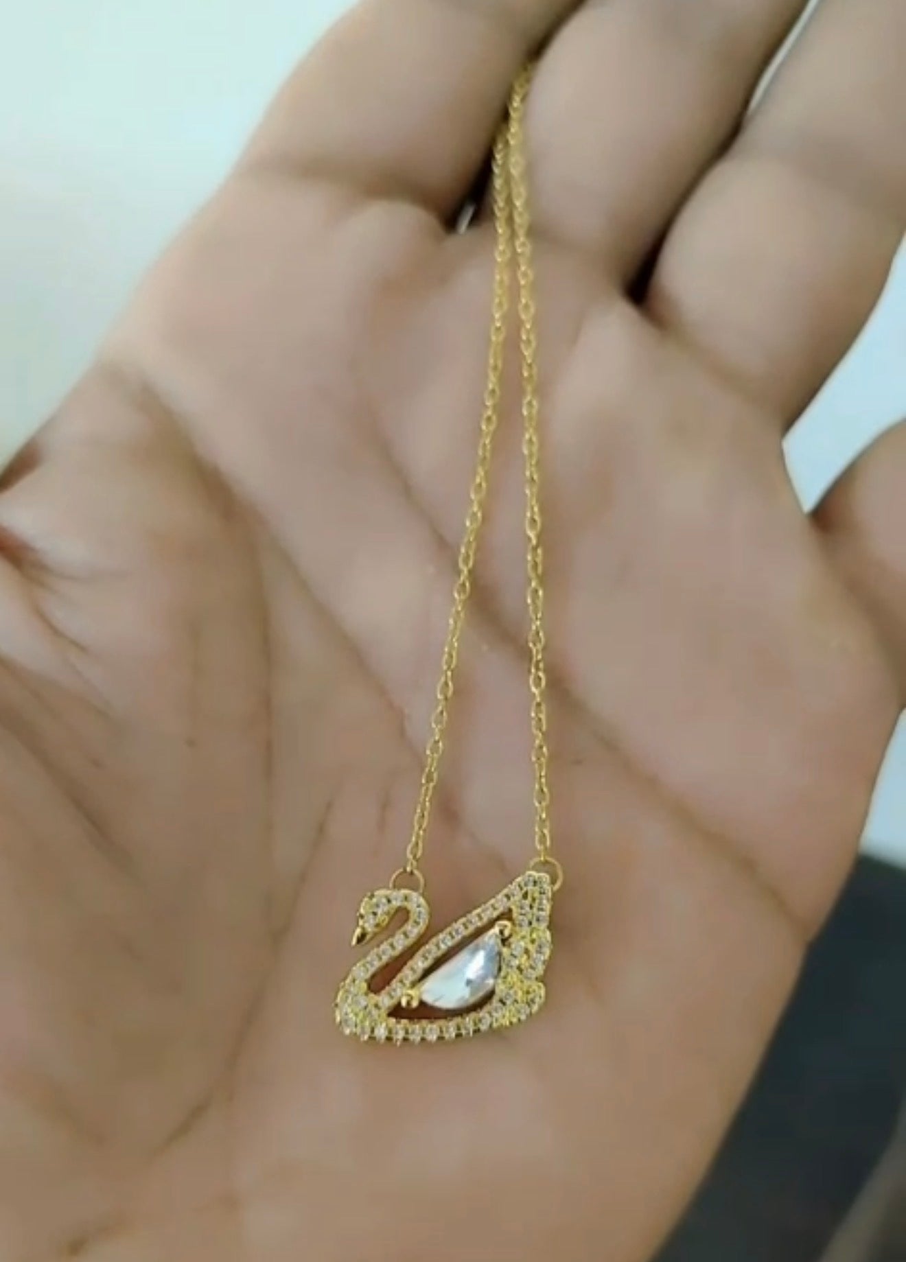 S brand necklace
