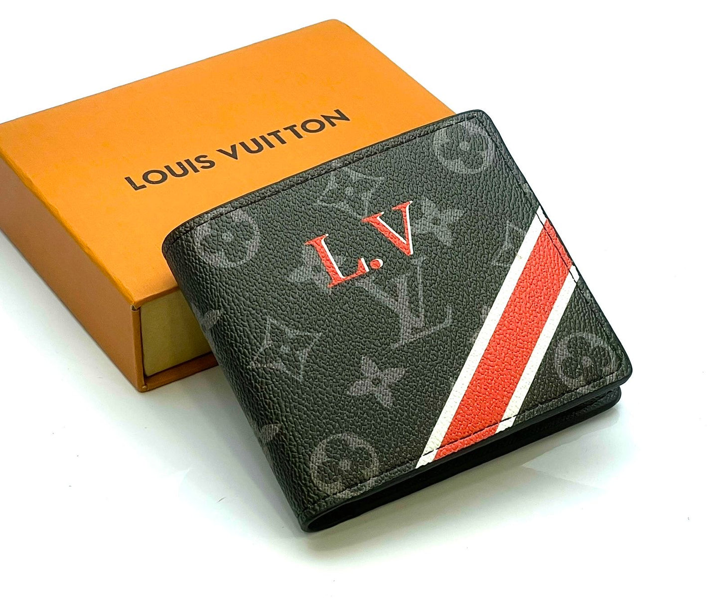 Famous wallet ( 17 mix brands )