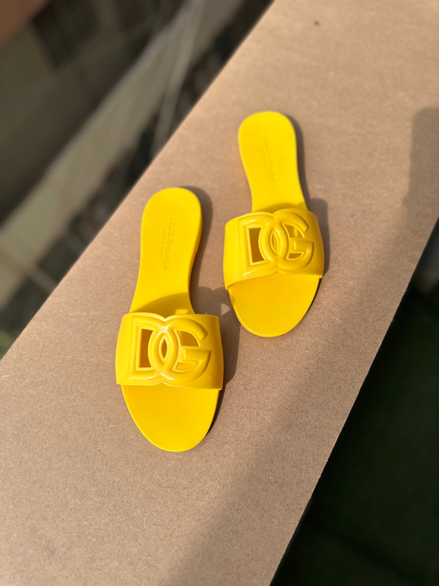 D&G yellow color slipper