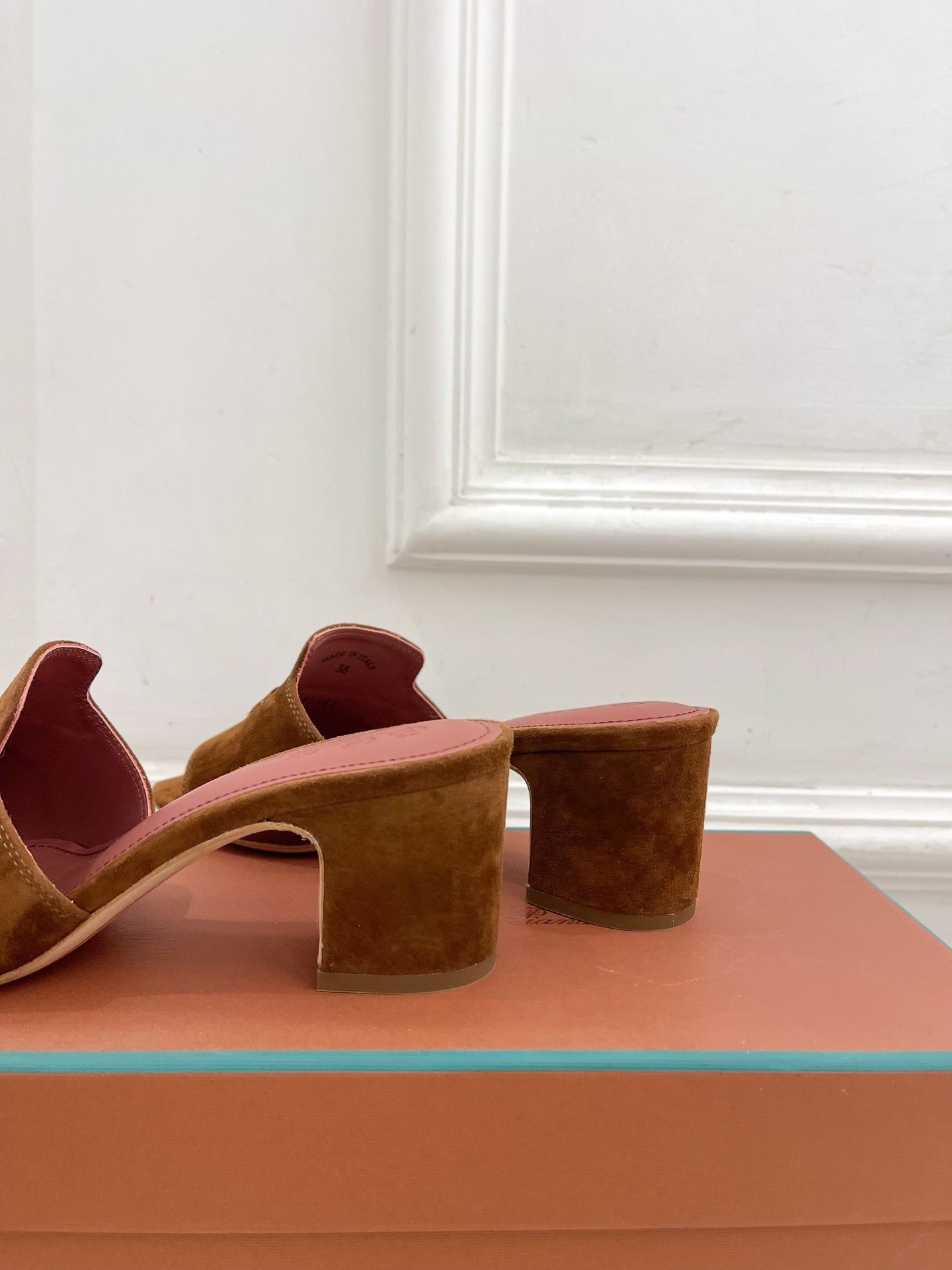 Loro Piana new edition