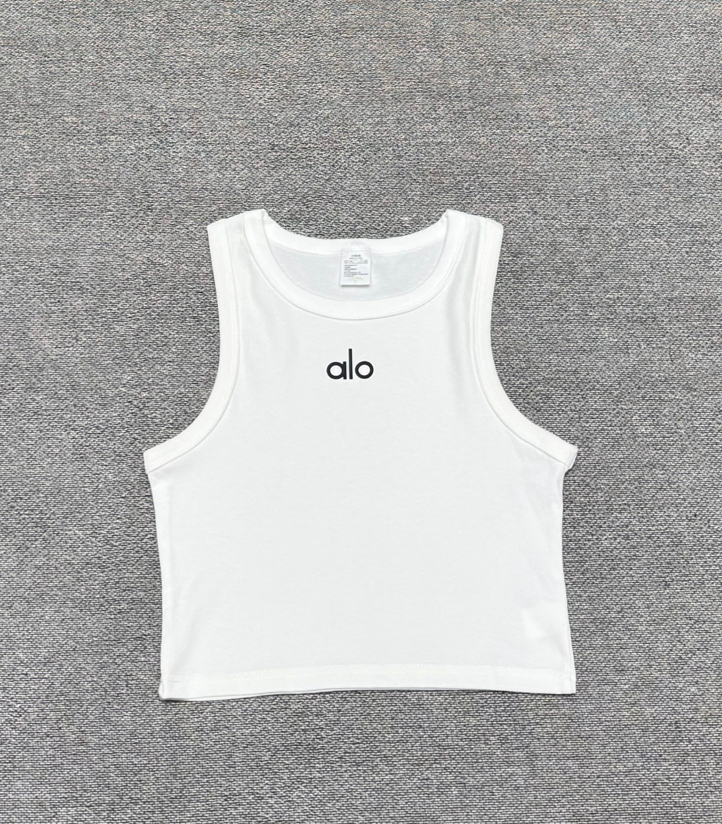 A L O famous brand tank tops ( 9 colors )